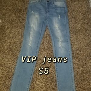 juniors low rise jeans.